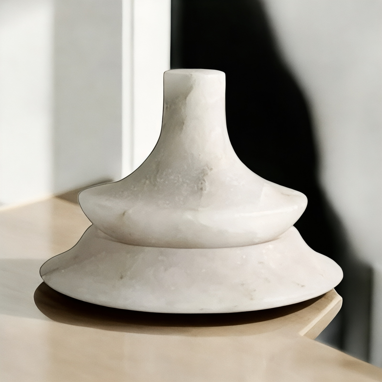 Aura Marble Holder